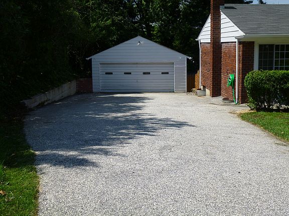 2 Car Garage