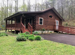 111 Twin Oaks Rd, Mars Hill, NC 28754