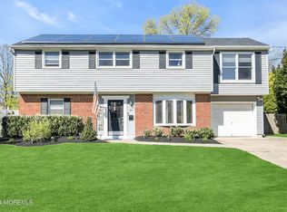 20 Branch Rd, Oakhurst, NJ 07755