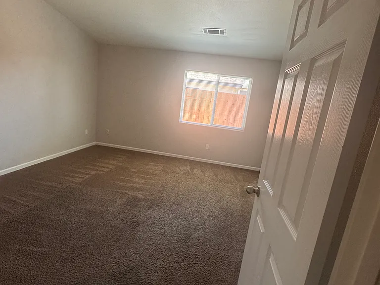 6640 Meadowlark Ave — Photo 13
