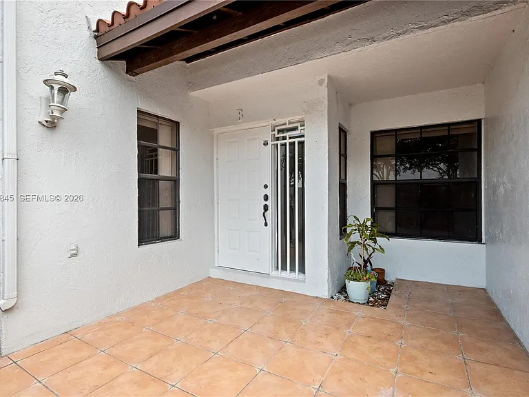 6211 SW 138th Ct #B — Photo 4