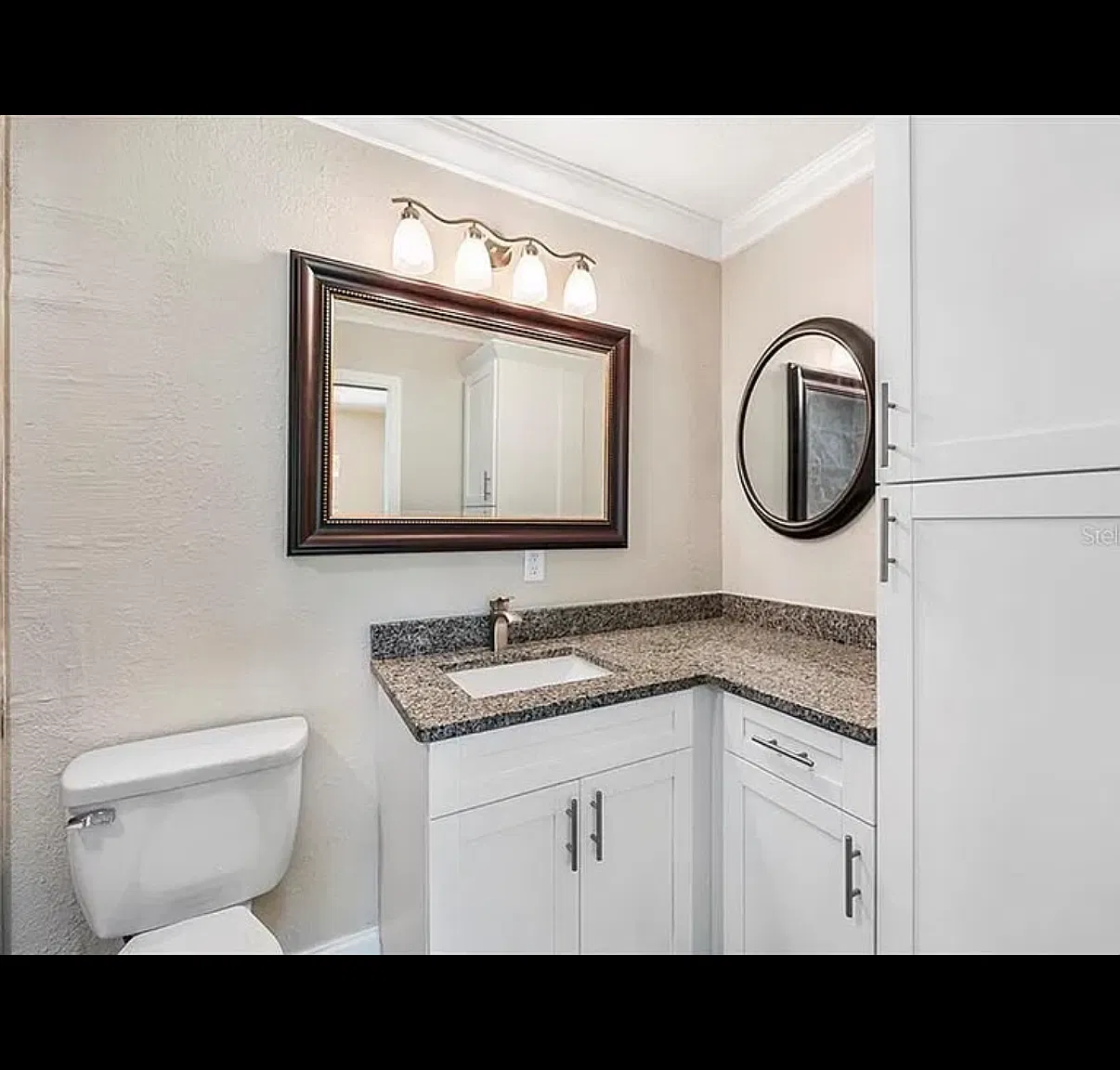 4 bed, 1670 sqft, $2,586 — Photo 2