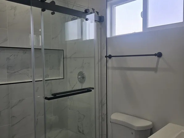 8705 Hastings Cir, Huntington Beach, CA 92647