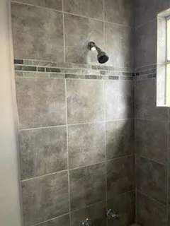 105 General Arnold St NE #C — Photo 2