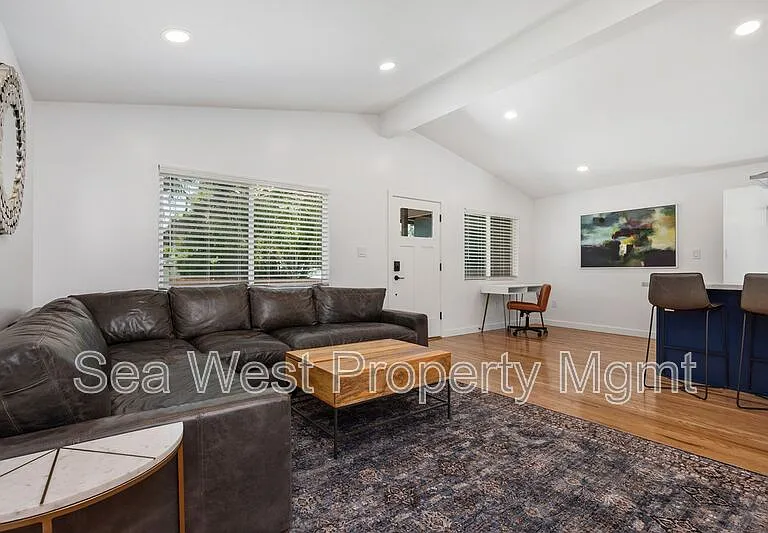 778 Del Riego Ave — Photo 4