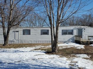 148 SW 93rd St UNIT 2, Wakarusa, KS 66546