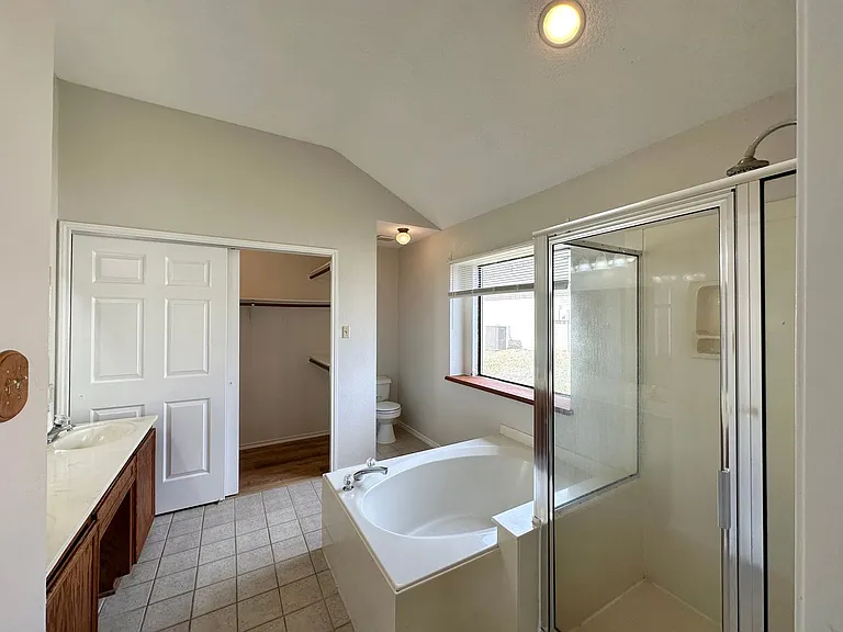 607 Hogan Dr — Photo 31
