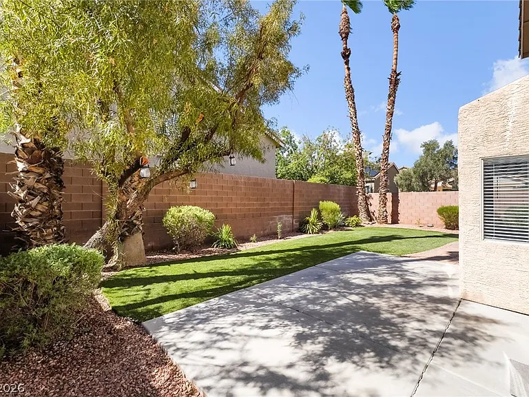 1583 Comfort Hills St — Photo 36