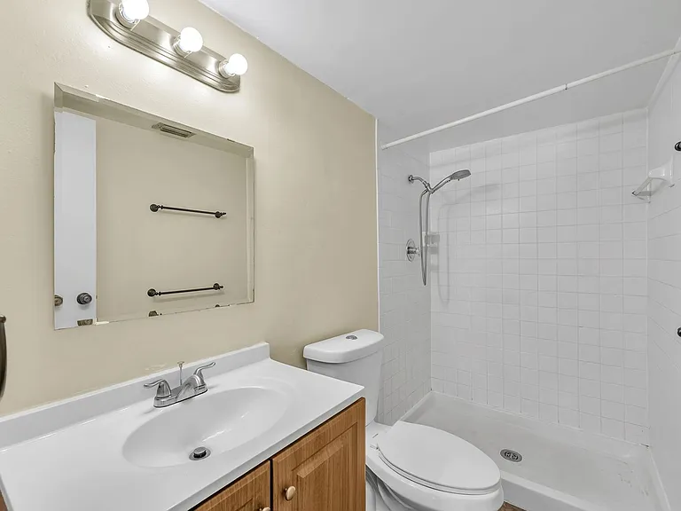 801 Russell Ln #254 — Photo 15
