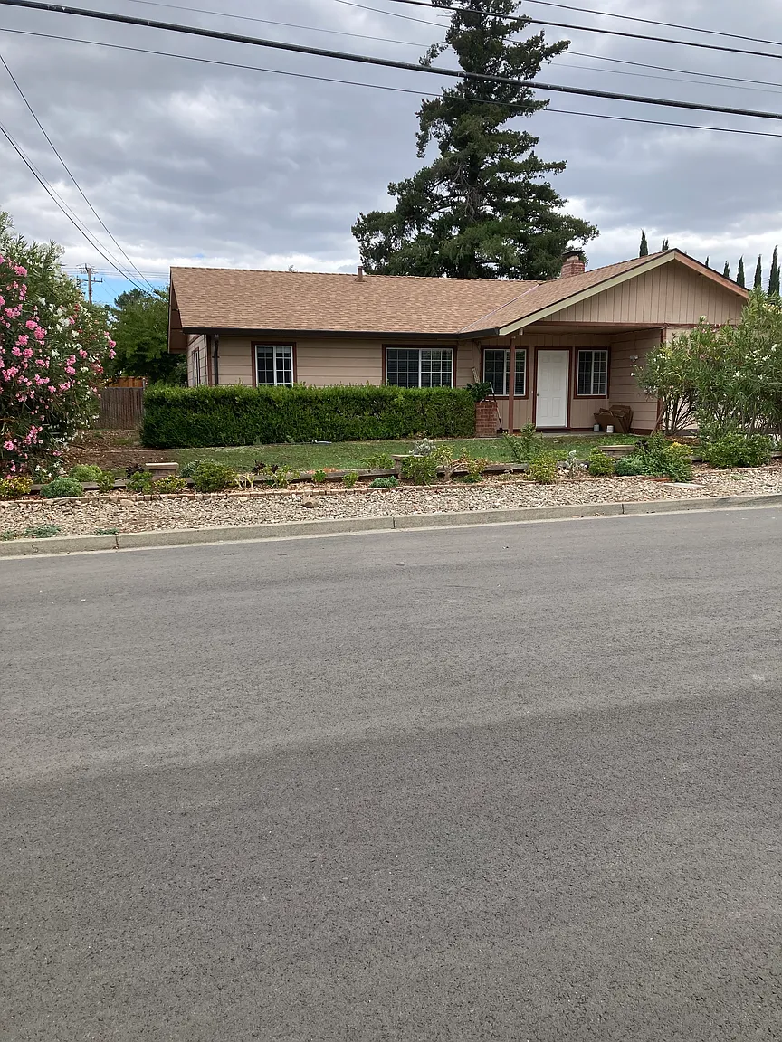 10570 Flora Vista Ave photo 1