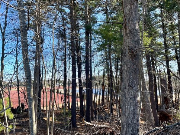 5 Terry Ln, Bridgewater, MA 02324