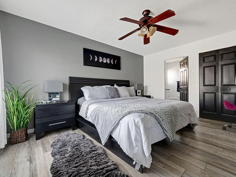 601 SW Icon Ave — Photo 11