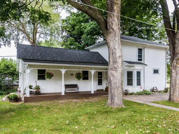 7 B Ave NE, Chatfield, MN 55923