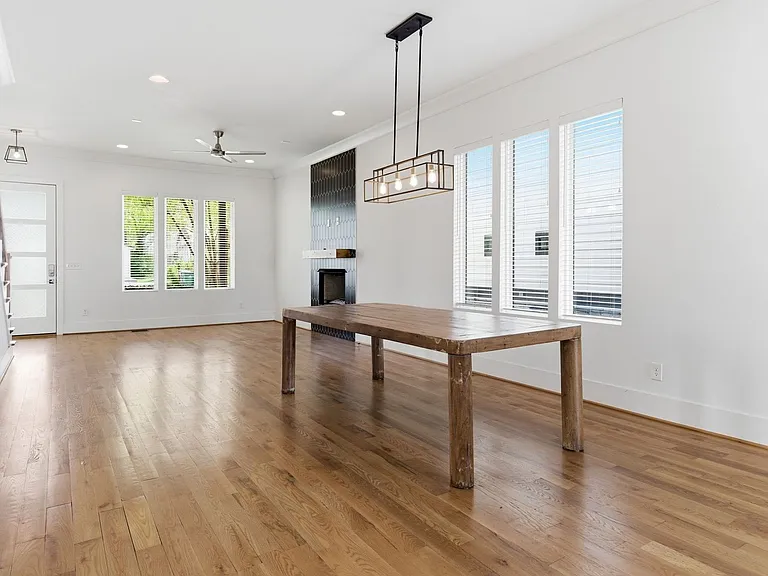 1202 Katie Ave — Photo 13