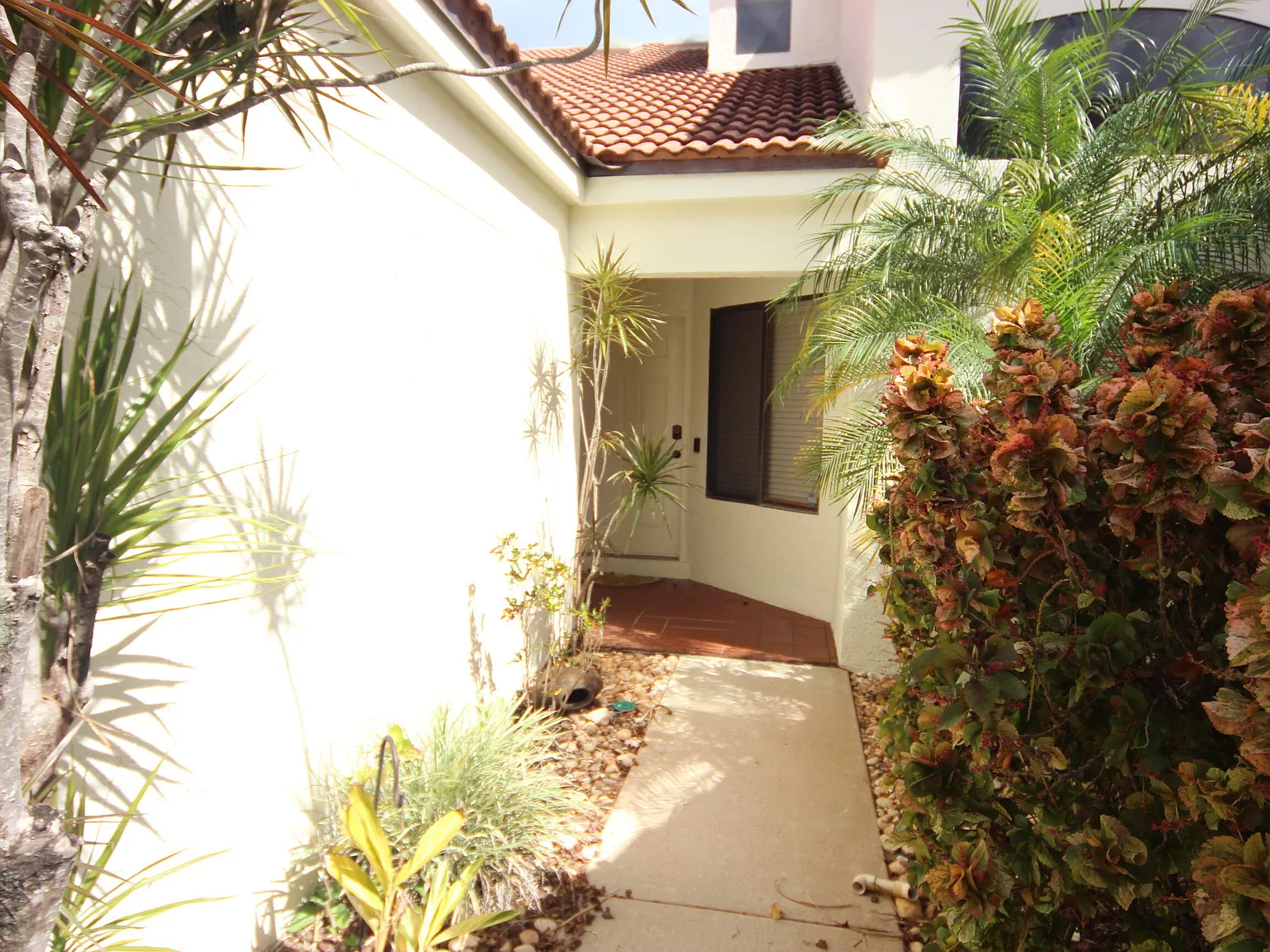 2 bed, 2.5 bath, 1539 sqft, $6,500 — Photo 2