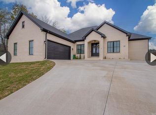 9749 Cliffside Dr, Sherwood, AR 72120