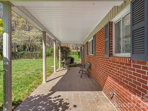 4th image of 512 Paxton Creek Rd