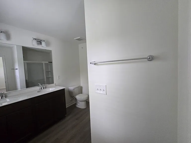 Master Bath - attached to master bed