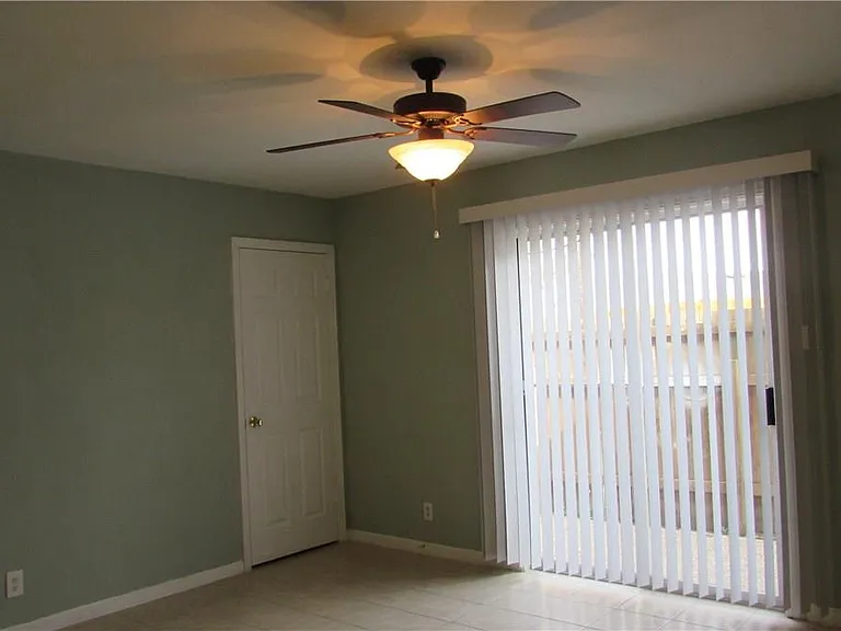 2208 Mission Hill Dr #102 — Photo 9