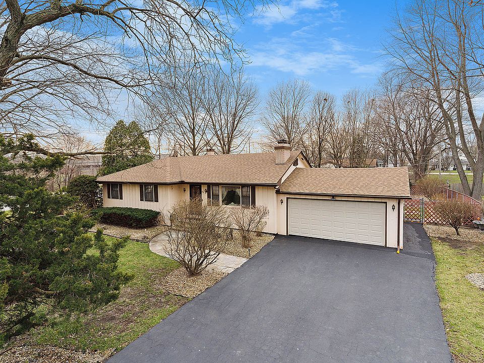 1st image of 801 Schock Dr