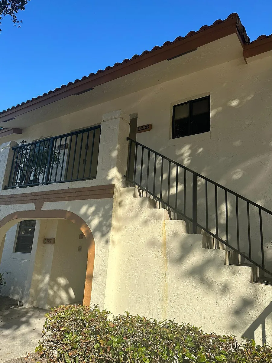 Photo 2 of 12 - 301 Olivewood Pl #O228 - Boca Raton, FL Building Photo - 301 Olivewood Pl #O228