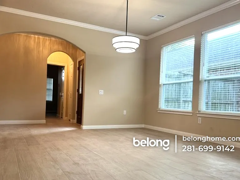 1505 N Marsala Dr — Photo 3