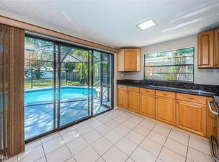 1323 Pine Ave NW, Largo, FL 33770