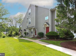 603 Trescott Pl, Mount Laurel, NJ 08054