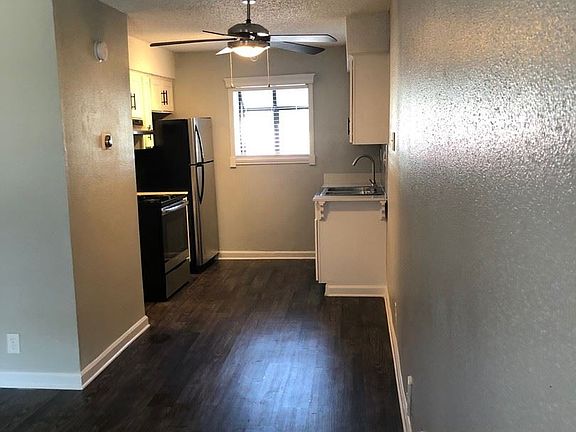 4th image of 1501 Kinney Ave APT 105
