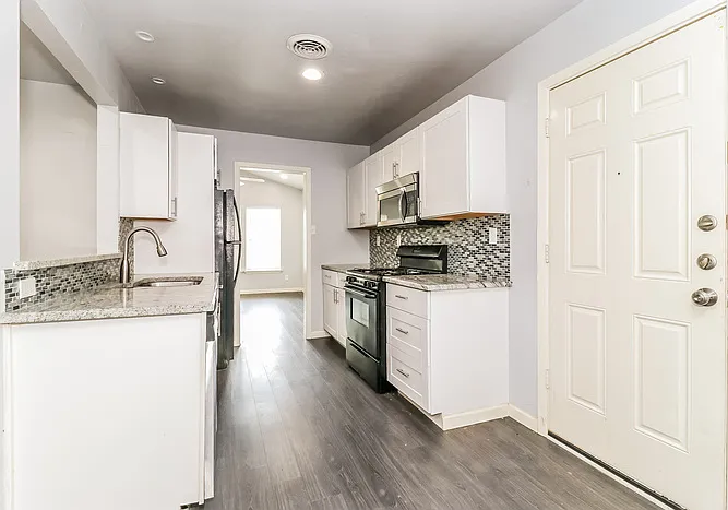 5601 Oak Grove Rd — Photo 7