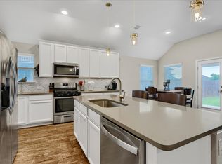2820 Redbud Ln, Melissa, TX 75454