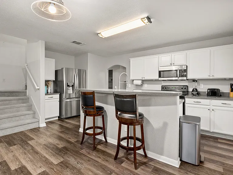 5406 Tomas Cir — Photo 15