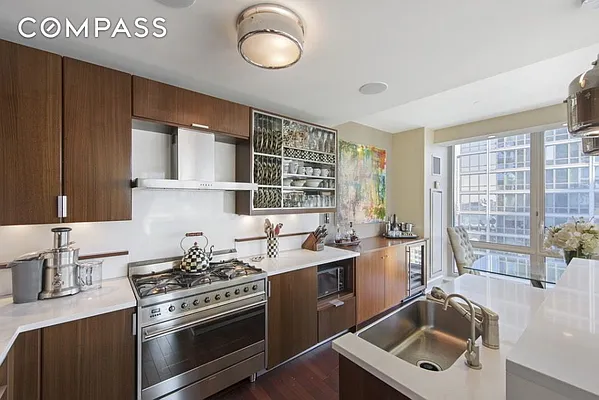 Sold by Compass | media 4