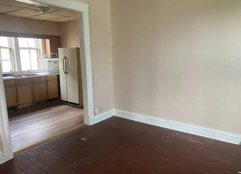 3 bed, 1.0 bath, $1,850 — Photo 3