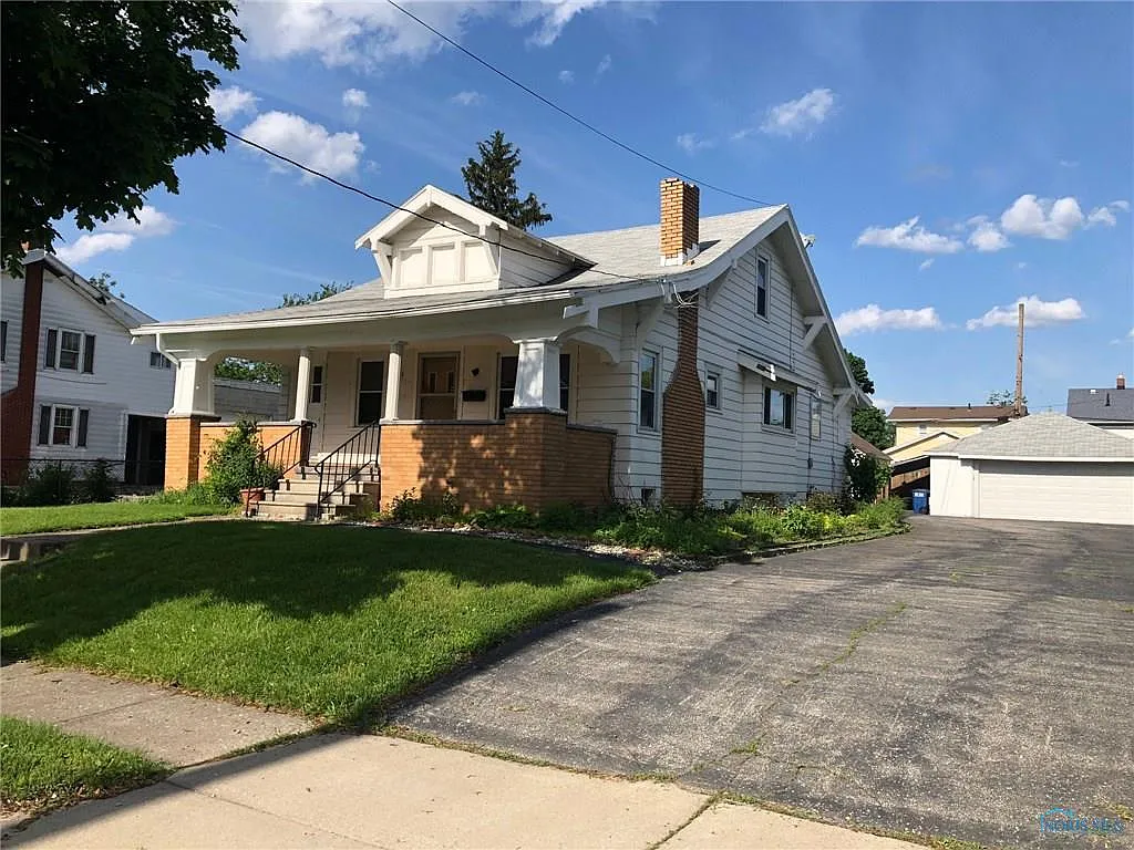 4028 Upton Ave photo 1