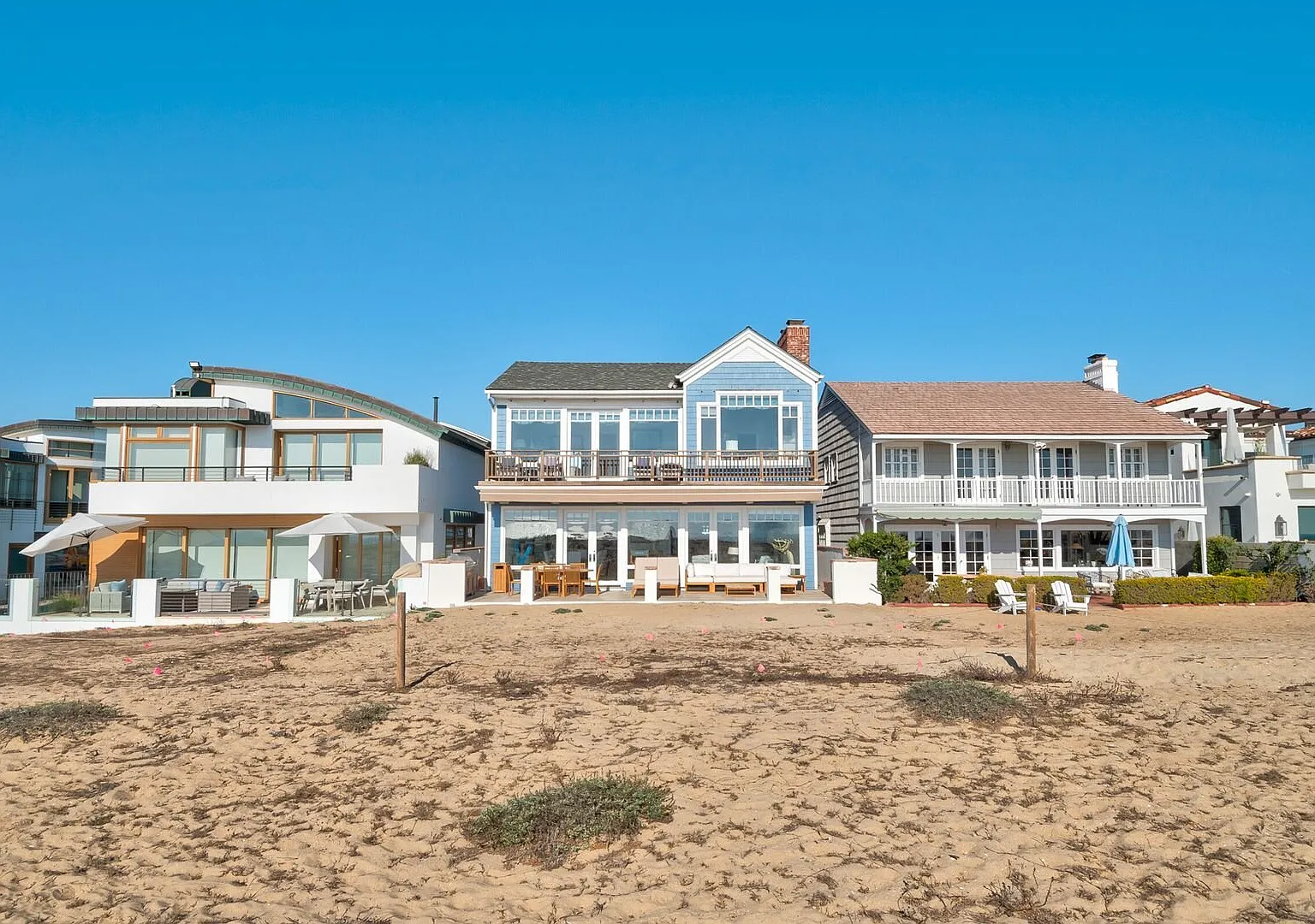 1514 E Oceanfront — Photo 2