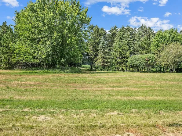 3610 Sawmill Ct, Green Bay, WI 54313