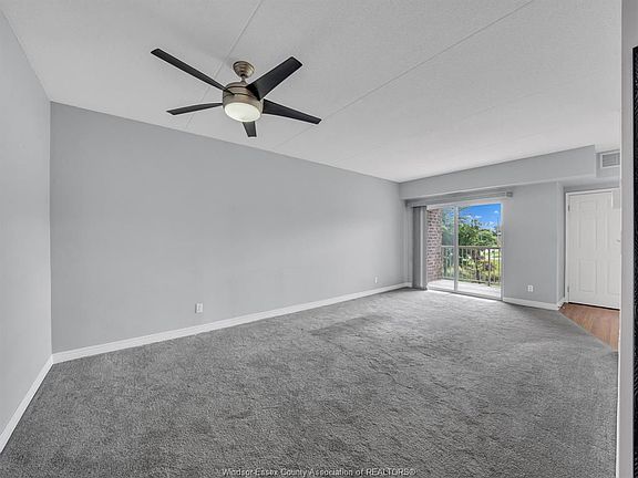 5th image of 8335 Wyandotte St E #206