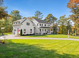 18 Quaker Ln, Bourne, MA 02532
