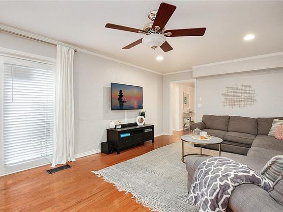 5th image of 13427 Rolling Hills Ln