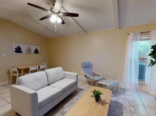 9104 Quail Creek Dr #A, Austin, TX 78758