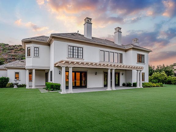 2nd image of 3063 W Stafford Rd