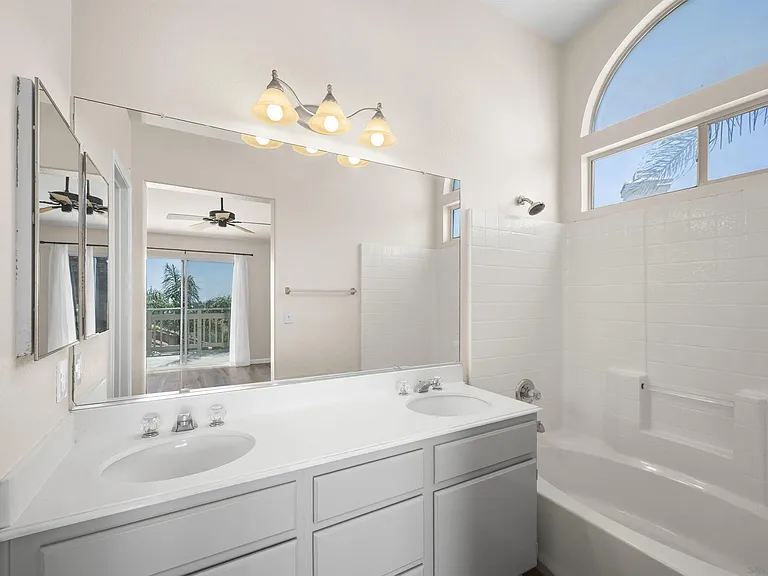 724 Cardona Ave — Photo 19