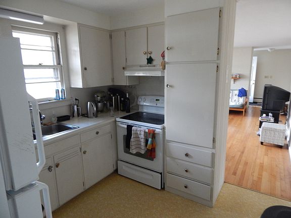 Kitchen viewing from MBR