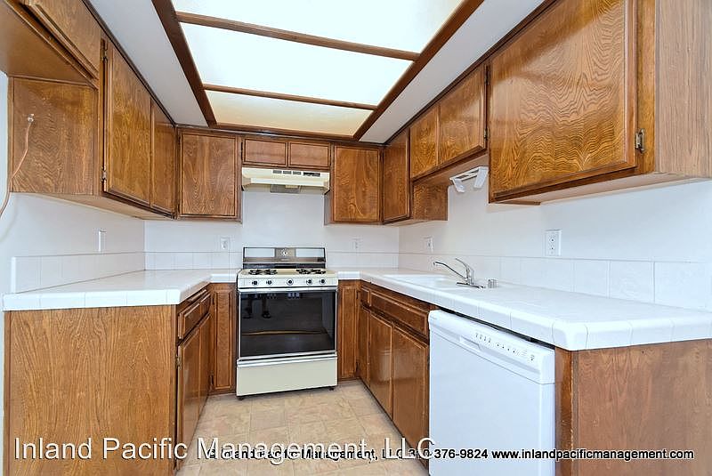 J626 626 E Holly Ave El Segundo CA Zillow