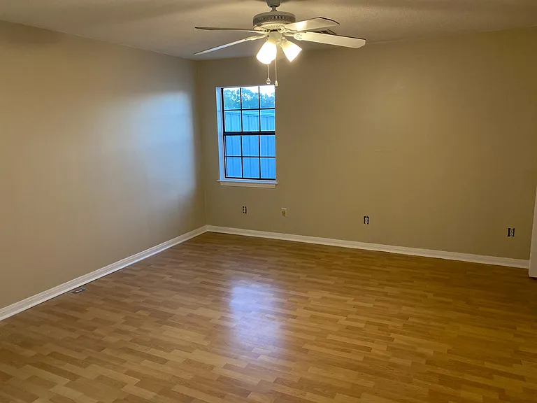 168 Southfield Pkwy — Photo 10