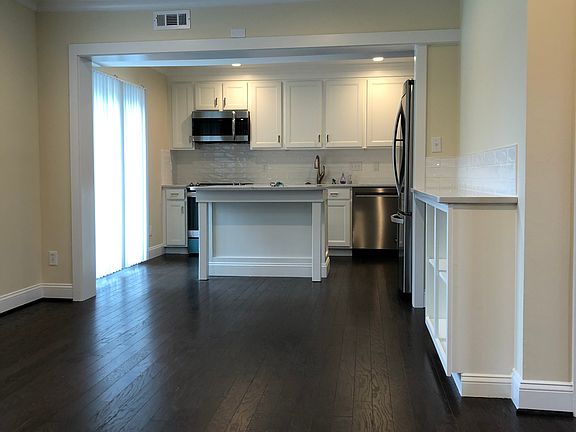 4th image of 7211 Grassy Knob Ct