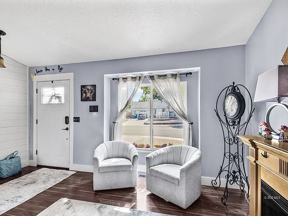 5th image of 2424 Rodeo Ct