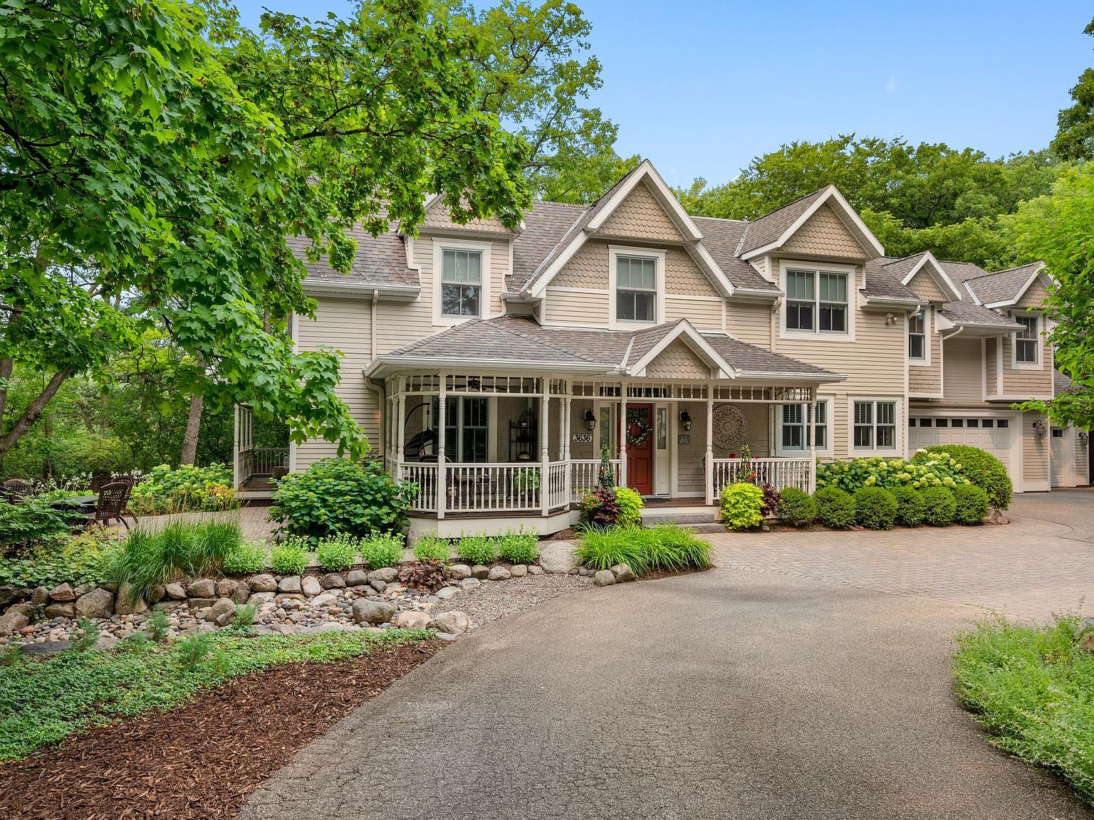 3636 Regal Oak, Minnetonka, MN 55305 | Zillow