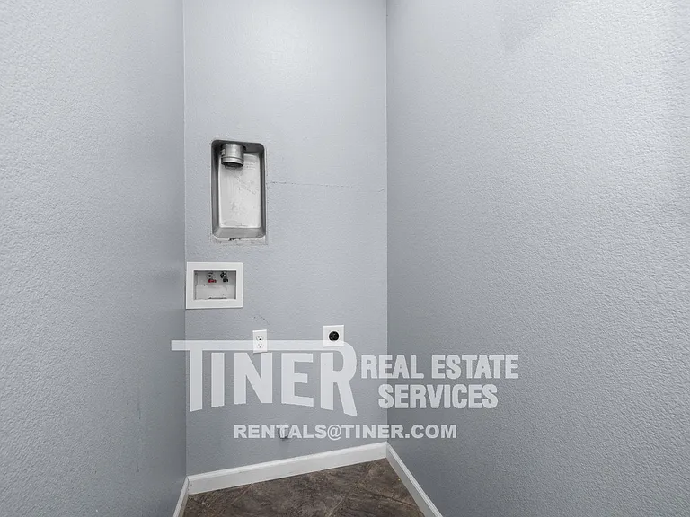 3681 Tice Creek Way — Photo 31